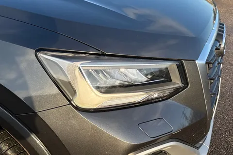 8 of 65 for Audi Q2 1.5 TFSI CoD 35 S line Euro 6 (s/s) 5dr