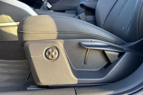 38 of 65 for Audi Q2 1.5 TFSI CoD 35 S line Euro 6 (s/s) 5dr