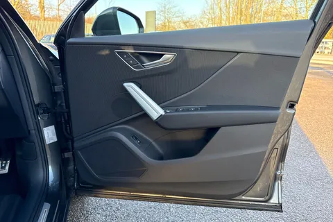 40 of 65 for Audi Q2 1.5 TFSI CoD 35 S line Euro 6 (s/s) 5dr