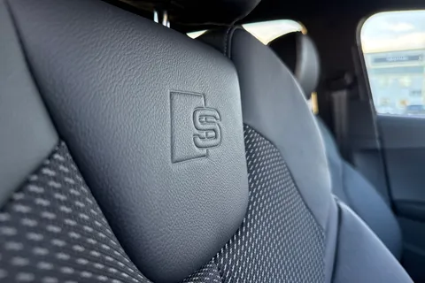 41 of 65 for Audi Q2 1.5 TFSI CoD 35 S line Euro 6 (s/s) 5dr