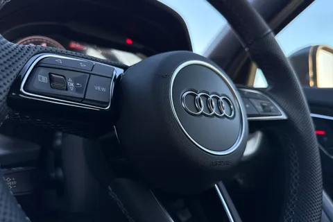 46 of 65 for Audi Q2 1.5 TFSI CoD 35 S line Euro 6 (s/s) 5dr