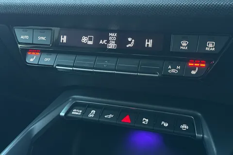 LR75ECC Audi A3 Black Edition TFSI e  204 PS S tronic Thumbnail #22