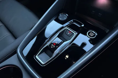 LR75ECC Audi A3 Black Edition TFSI e  204 PS S tronic Thumbnail #23