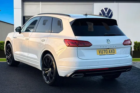 VU70AXD Volkswagen Touareg 3.0 V6 TDI 4Motion Black Edition 5dr Tip Auto Thumbnail #2