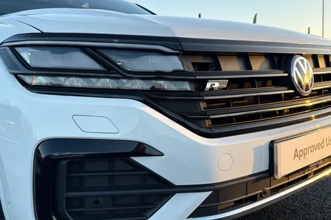 VU70AXD Volkswagen Touareg 3.0 V6 TDI 4Motion Black Edition 5dr Tip Auto Thumbnail #16