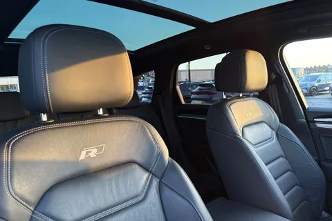 VU70AXD Volkswagen Touareg 3.0 V6 TDI 4Motion Black Edition 5dr Tip Auto Thumbnail #20