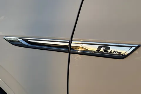 VU70AXD Volkswagen Touareg 3.0 V6 TDI 4Motion Black Edition 5dr Tip Auto Thumbnail #26