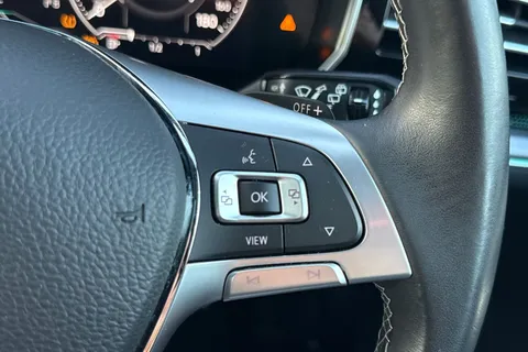 VU70AXD Volkswagen Touareg 3.0 V6 TDI 4Motion Black Edition 5dr Tip Auto Thumbnail #40