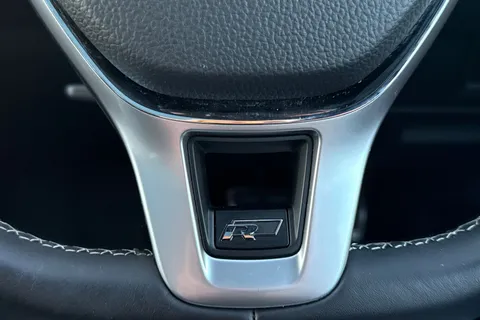 VU70AXD Volkswagen Touareg 3.0 V6 TDI 4Motion Black Edition 5dr Tip Auto Thumbnail #41