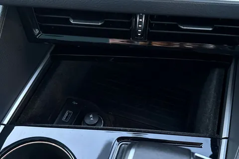 VU70AXD Volkswagen Touareg 3.0 V6 TDI 4Motion Black Edition 5dr Tip Auto Thumbnail #42