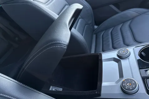 VU70AXD Volkswagen Touareg 3.0 V6 TDI 4Motion Black Edition 5dr Tip Auto Thumbnail #44