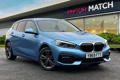 YB69FTT BMW 1 Series 116d Sport 5dr Thumbnail #2