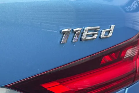 YB69FTT BMW 1 Series 116d Sport 5dr Thumbnail #27