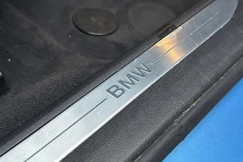 YB69FTT BMW 1 Series 116d Sport 5dr Thumbnail #32