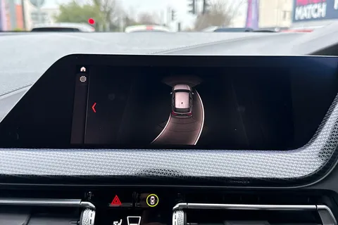 YB69FTT BMW 1 Series 116d Sport 5dr Thumbnail #47