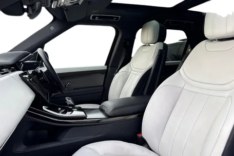 3 of 51 for Land Rover Range Rover Sport 3.0 D300 Dynamic SE 5dr