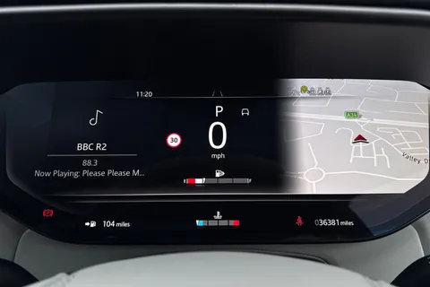 17 of 51 for Land Rover Range Rover Sport 3.0 D300 Dynamic SE 5dr