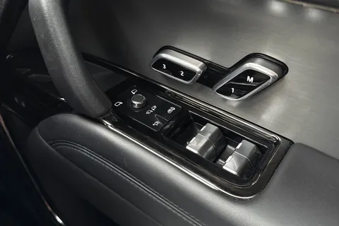 26 of 51 for Land Rover Range Rover Sport 3.0 D300 Dynamic SE 5dr