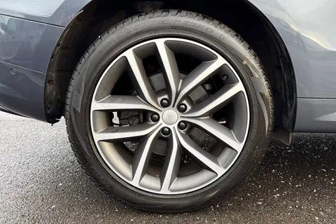 32 of 51 for Land Rover Range Rover Sport 3.0 D300 Dynamic SE 5dr