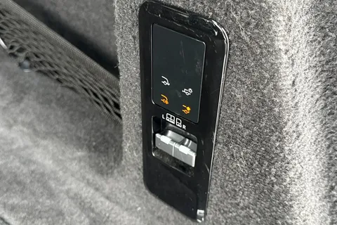 36 of 51 for Land Rover Range Rover Sport 3.0 D300 Dynamic SE 5dr