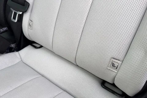 38 of 51 for Land Rover Range Rover Sport 3.0 D300 Dynamic SE 5dr