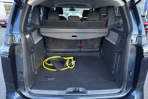 KS23VTM Volkswagen ID. Buzz 150kW Life Pro 77kWh 5dr Auto | Rear Camera | Park Assist Thumbnail #8