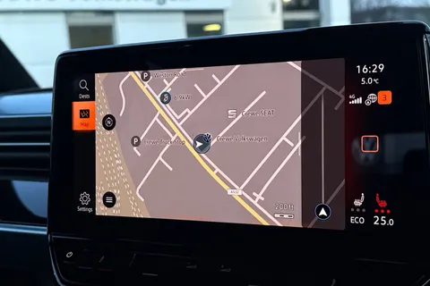 KS23VTM Volkswagen ID. Buzz 150kW Life Pro 77kWh 5dr Auto | Rear Camera | Park Assist Thumbnail #18