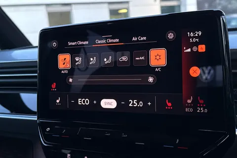 KS23VTM Volkswagen ID. Buzz 150kW Life Pro 77kWh 5dr Auto | Rear Camera | Park Assist Thumbnail #23
