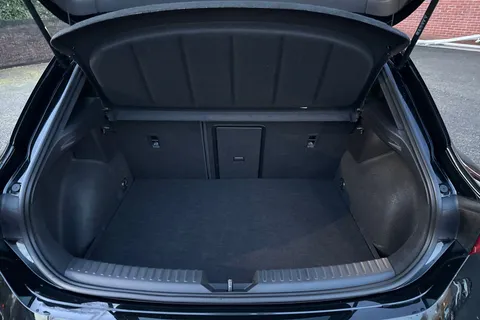 KN74NHC CUPRA Leon 1.4 eHybrid 12.8kWh VZ2 Design Edition DSG Euro 6 (s/s) 5dr Thumbnail #10