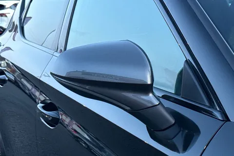 28 of 53 for CUPRA Leon 1.4 eHybrid 12.8kWh VZ2 Design Edition DSG Euro 6 (s/s) 5dr