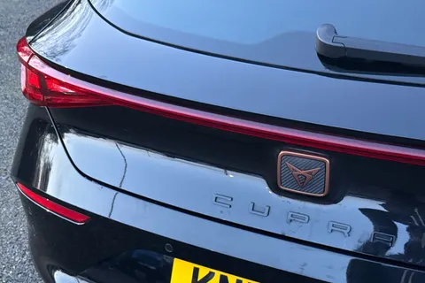 37 of 53 for CUPRA Leon 1.4 eHybrid 12.8kWh VZ2 Design Edition DSG Euro 6 (s/s) 5dr