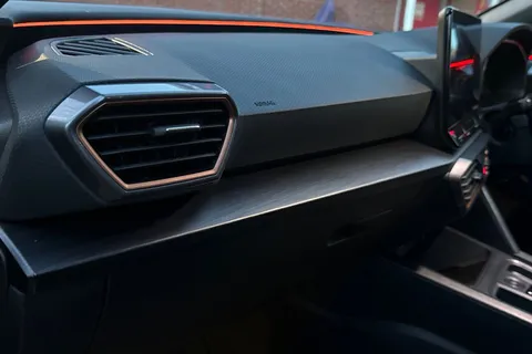 41 of 53 for CUPRA Leon 1.4 eHybrid 12.8kWh VZ2 Design Edition DSG Euro 6 (s/s) 5dr