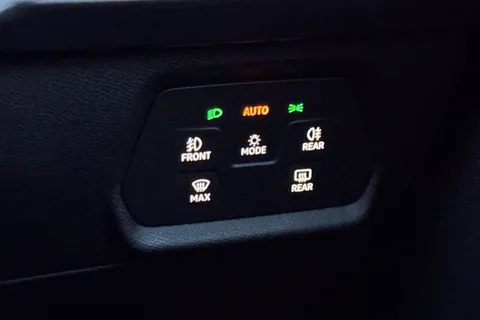 42 of 53 for CUPRA Leon 1.4 eHybrid 12.8kWh VZ2 Design Edition DSG Euro 6 (s/s) 5dr