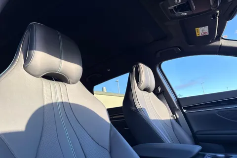  BYD Seal U 1.5 DM-i 18.3kWh Boost CVT Auto Euro 6 (s/s) 5dr Thumbnail #21