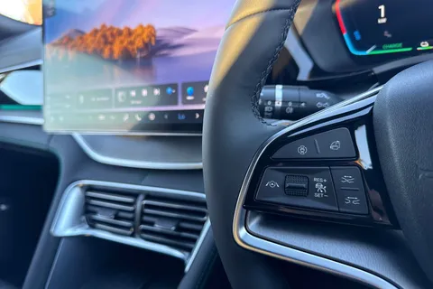  BYD Seal U 1.5 DM-i 18.3kWh Boost CVT Auto Euro 6 (s/s) 5dr Thumbnail #41