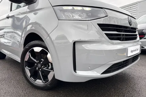 BT75EVK Volkswagen Transporter 2.0 TDI 150 Commerce Pro Van Auto Thumbnail #8