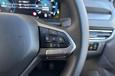 PJ75YDH Volkswagen Transporter T28 Panel Van Commerce Pro SWB 110 PS 2.0 TDI 6sp Manual Thumbnail #27