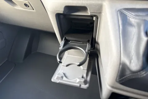 PJ75YDH Volkswagen Transporter T28 Panel Van Commerce Pro SWB 110 PS 2.0 TDI 6sp Manual Thumbnail #29