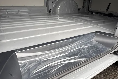 BT75EVH Volkswagen Transporter 2.0 TDI 150 Commerce Pro Van Auto Thumbnail #36