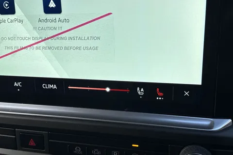 PJ75YDH Volkswagen Transporter T28 Panel Van Commerce Pro SWB 110 PS 2.0 TDI 6sp Manual Thumbnail #35