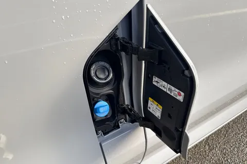 PJ75YDH Volkswagen Transporter T28 Panel Van Commerce Pro SWB 110 PS 2.0 TDI 6sp Manual Thumbnail #42