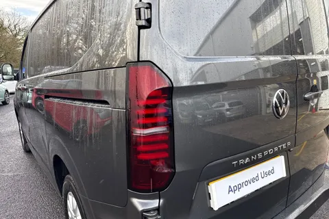 PJ75ELV Volkswagen Transporter T28 Panel Van Commerce Pro SWB 110 PS 2.0 TDI 6sp Manual Thumbnail #7