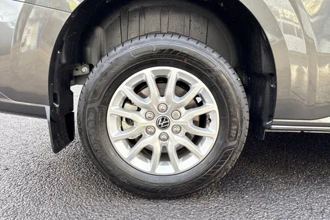 PJ75ELV Volkswagen Transporter T28 Panel Van Commerce Pro SWB 110 PS 2.0 TDI 6sp Manual Thumbnail #10