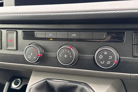 PJ74NXP Volkswagen Transporter T28 Panel van Highline SWB 110 PS 2.0 TDI 5sp Manual Thumbnail #22