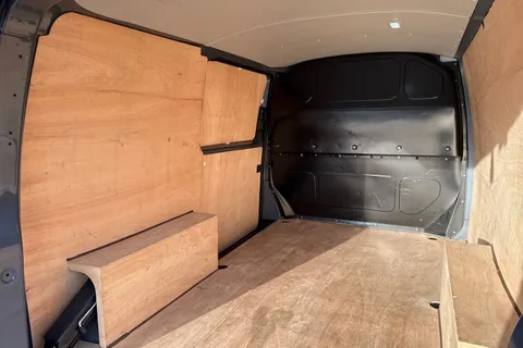 PJ74NXP Volkswagen Transporter T28 Panel van Highline SWB 110 PS 2.0 TDI 5sp Manual Thumbnail #36