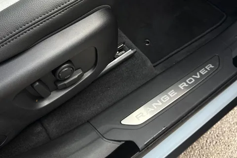  Land Rover Range Rover Velar 2.0 D200 MHEV Dynamic SE Auto 4WD Euro 6 (s/s) 5dr Thumbnail #26