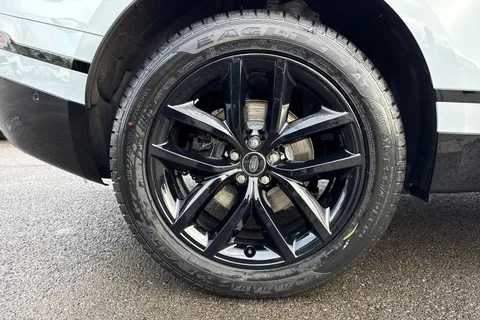  Land Rover Range Rover Velar 2.0 D200 MHEV Dynamic SE Auto 4WD Euro 6 (s/s) 5dr Thumbnail #28