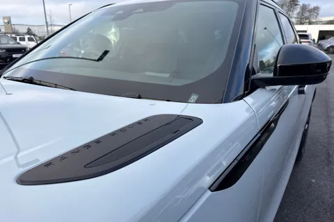  Land Rover Range Rover Velar 2.0 D200 MHEV Dynamic SE Auto 4WD Euro 6 (s/s) 5dr Thumbnail #45