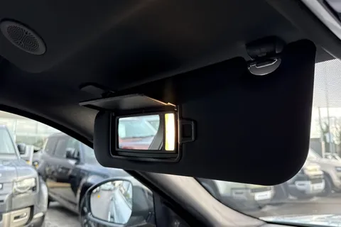  Land Rover Range Rover Velar 2.0 D200 MHEV Dynamic SE Auto 4WD Euro 6 (s/s) 5dr Thumbnail #57