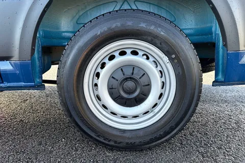 11 of 59 for Volkswagen Crafter CR35 Panel van Commerce Plus MWB 140 PS 2.0 TDI 8sp Auto - MY25!!!